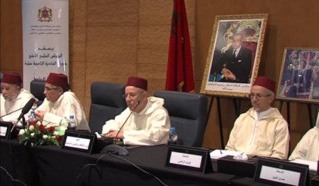 إعادة فتح المساجد ستتم في الوقت المناسب بتنسيق مع وزارة الصحة والسلطات المختصة