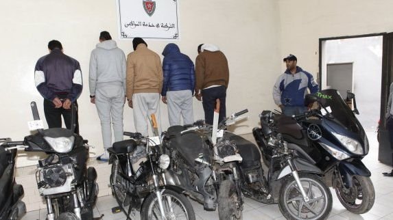 تفكيك عصابة إجرامية متخصصة في سرقة الدراجات النارية والتزوير بوجدة