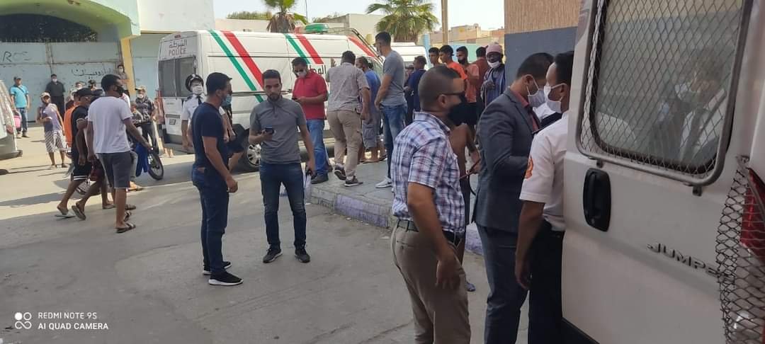 عناصر أمنية تضطر لاستعمال أسلحتها الوظيفية لتوقيف شخص من ذوي السوابق القضائية