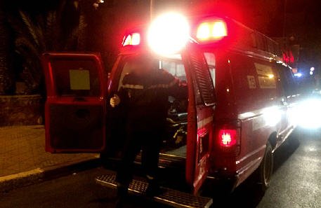 هجوم على “البومبيا” في بركان .. مخمور يكسر زجاج سيارة الإسعاف !