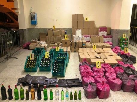 حجز أزيد من 55 ألف قنينة مشروبات كحولية معروضة للبيع بدون رخصة