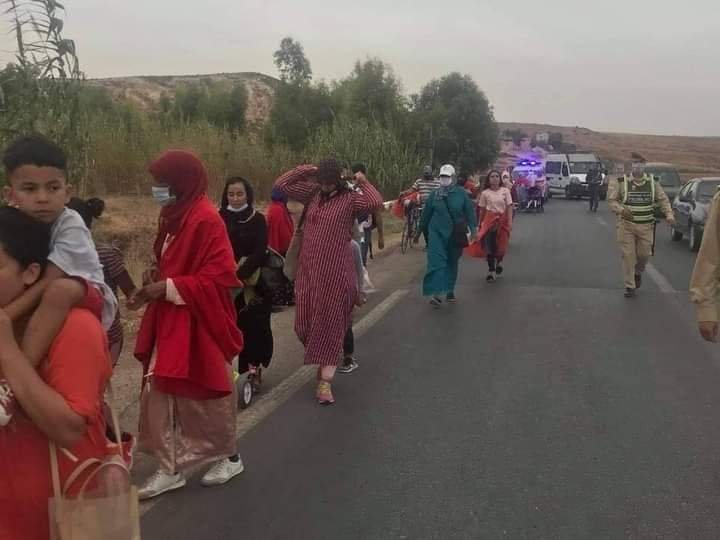 انقطاع الماء الصالح للشرب يخرج ساكنة ديور بوبكر بمدبنة السعيدية  للإحتحاج سيرا على الأقدام