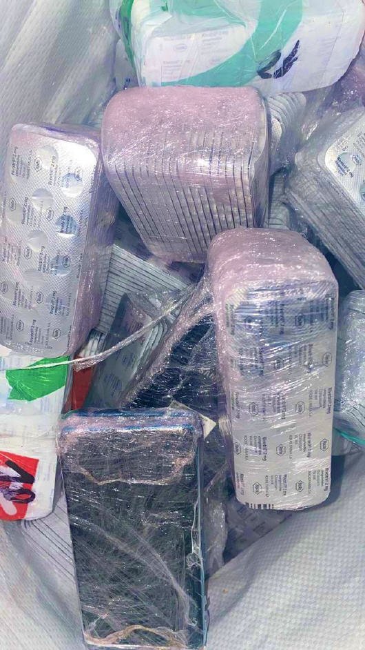 عملية تهريب 19.200 قرص طبي 2 - www.sabahachark.com