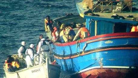  الاسبانية تنقذ 23 مهاجرا مغربيا - www.sabahachark.com