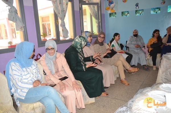  تكريم نظمته إدارة المؤسسة 12 - www.sabahachark.com