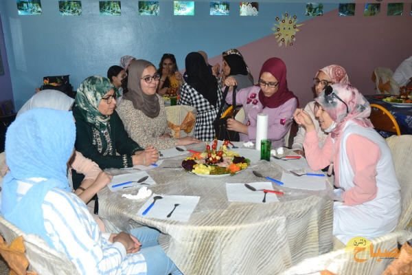  تكريم نظمته إدارة المؤسسة 24 - www.sabahachark.com