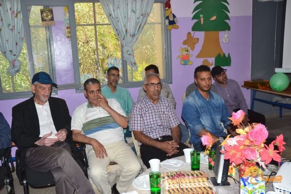  تكريم نظمته إدارة المؤسسة 7 - www.sabahachark.com