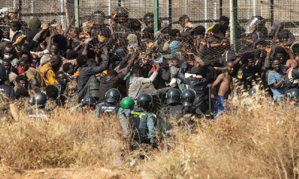 melilla migrants - www.sabahachark.com