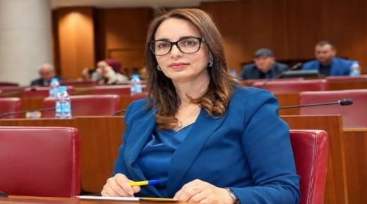الملك محمد السادس يعفي الوزيرة منتدبة ماديحة خيير من مهامها الحكومية بطلب من رئيسة الحكومة