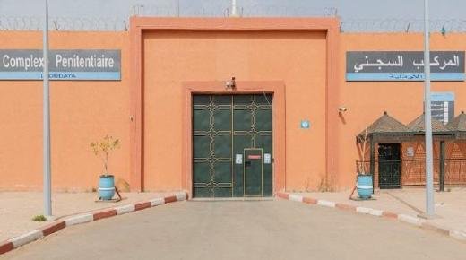 وفاة سجين بعد أن أغمي عليه وهو ينظف مجرى للصرف الصحي.