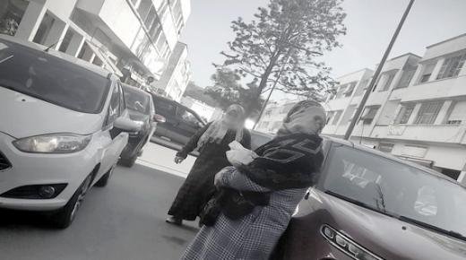 “نساء لْمُوقْفْ” بحي أكدال..مطارداتٌ وتحرش واستغلال ورُكام من الهواجس اليوميّة