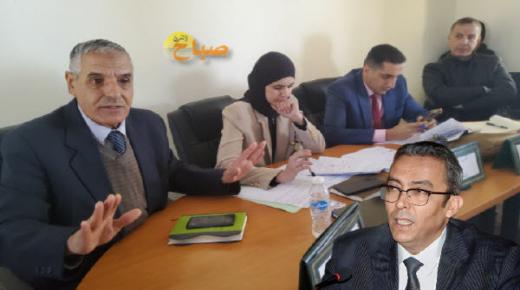 مفاوضات مجلس جماعة مستكمار تضع أوراقها على طاولة عامل الإقليم