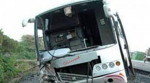 إصابة 29 طالبا، حالة بعضهم خطيرة، في حادثة سير خطير شرق البلاد