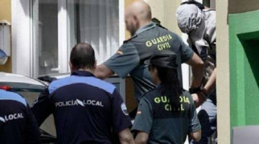 تفكيك شبكة لتزوير عقود الإيجار لتسوية أوضاع الأجانب بإسبانيا يتزعمها مغربي