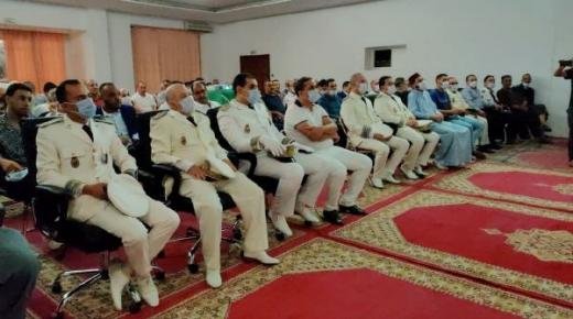 باشا العيون سيدي ملوك يترأس مراسيم الإنصات للخطاب الملكي بمناسبة عيد العرش