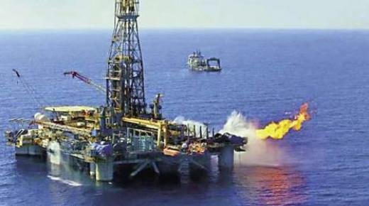 أسعار النفط الخام تسجل انخفاضا في الأسواق العالمية