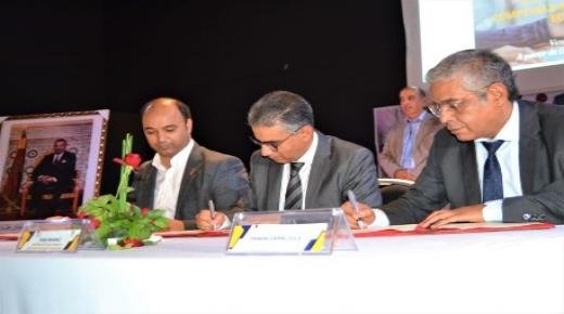 توقيع اتفاقية شراكة بين جامعة وجدة وهيئتي المحاسبين والمقاولين تخدم مصالح الطلبة