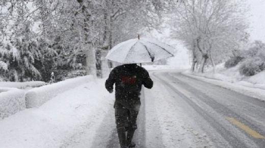 نشرة إنذارية.. زخات مطرية رعدية وتساقطات ثلجية ورياح قوية بعدد من مناطق المملكة