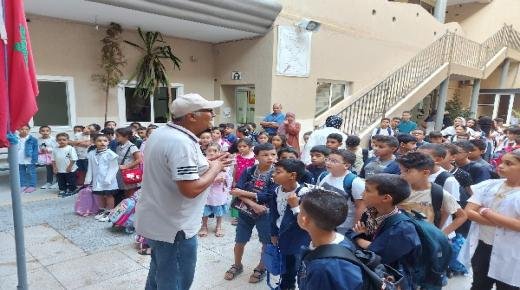 بالصور والفيديو… تلاميذ مؤسسة منجي للتعليم الخصوصي ببركان يقرأون الفاتحة ترحماً على أرواح ضحايا زلزال المغرب