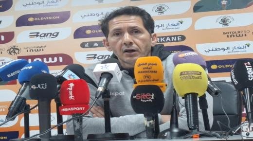 هذا أبرز ما قاله جميل بنواحي المدرب المساعد لنادي الجيش الملكي في الندوة الصحفية بعد الهزيمة أمام نهضة بركان