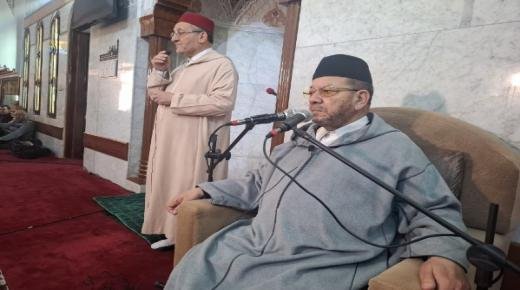 مسجد عمر بن الخطاب ببركان يحتضن درسًا علميًا للعلامة الدكتور مصطفى بنحمزة في أجواء روحانية