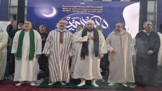 الزاوية البودشيشية بمداغ تحي ليلة القدر في أجواء روحانية مهيبة بحضور شيخ  الحاج معاذ بودشيشي ومئات المريدين