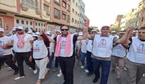 حكيم بن عبد الله وكيل لائحة “الميزان” يقود مسيرة قياسية لحزب الاستقلال في قلب شوارع بركان..
