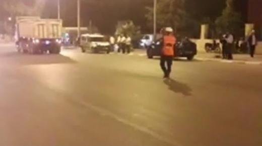 فض اعتصام الباعة الجائلين المقصيين من السوق النمودجي للقرب من أمام مقر باشوية العيون