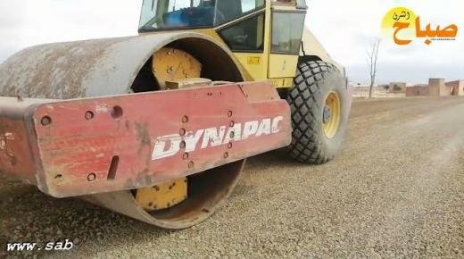 مجلس جماعة عين الحجر يراهن على تهيئة المسالك الطرقية لفك العزلة عن الدواوير