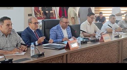 الرئيس بوكابوس يجتاز امتحان دورة أكتوبر لمجلس جماعة تاوريرت