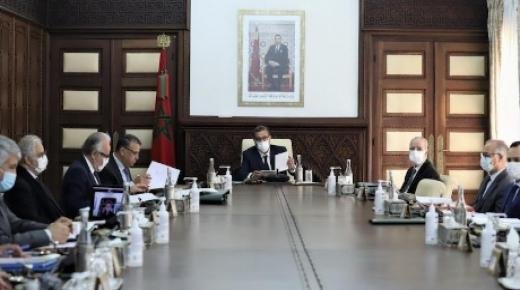 مصطفى بايتاس: ” تأخر التساقطات المطرية الحكومة ستطلق قريبا مجموعة من المبادرات”