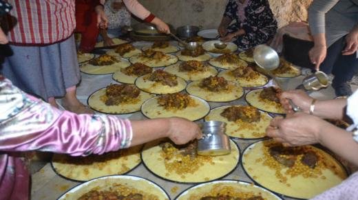 وعدة ماسين مظهرا من مظاهر الجود والكرم من خلال تقديم وجبات الكسكس