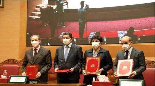 توقيع مذكرة تعاون لتعزيز التعاون والتنسيق من أجل محاصرة كل أشكال الفساد وردع مرتكبيها.