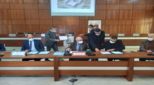 عامل إقليم تاوريرت يترأس اجتماع اللجنة الإقليمية للتنمية البشرية،لتتبع إنجاز مشاريع المبادرة