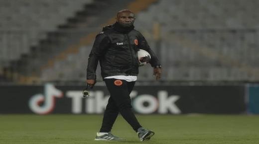 مع مدرب انتهت صلاحيته…نهضة بركان يتيه بملعب برج العرب ويتعرض لهزيمة تطرح أكثر من تساؤل..؟