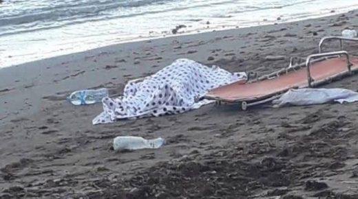 شاطئ رأس_الماء يلفظ جثة_طفل في حالة تحلل متقدمة