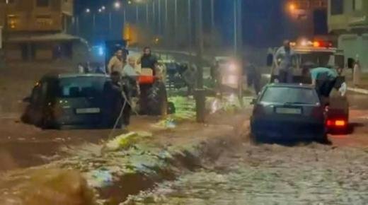 فيضانات تقطع الطريق بين سلوان والعروي وتغمر عددا من المنازل