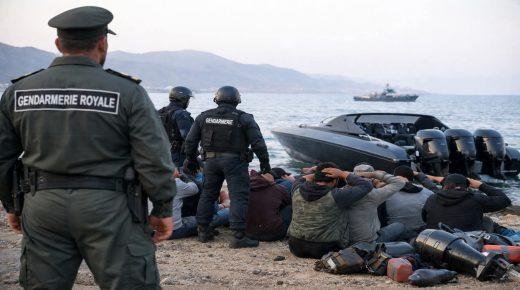 الدرك الملكي بالناظور يُفشل محاولة هجرة سرية ويوقف 30 مرشحًا