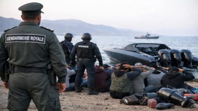 الدرك الملكي بالناظور يُفشل محاولة هجرة سرية ويوقف 30 مرشحًا