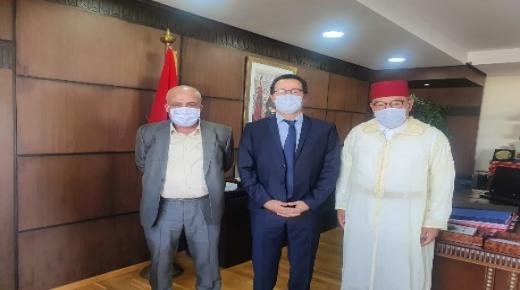 إجراءات الدعم الإستثنائي.. الفيدرالية المغربية لناشري الصحف تعلن عن قرار الاستمرار في صرف الأجور لثلاثة شهور أخرى