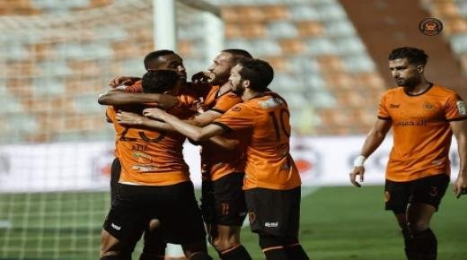 البطولة الاحترافية… نهضة بركان ينتصر على حسنية أكادير وينفرد بالمركز الرابع