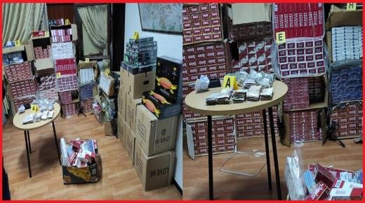 فرقة مكافحة العصابات بوجدة تلقي القبض على شخصين متورطان في ترويج السجائر والعسل المهرب