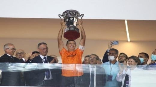 عمالـة بـركان والمجلس الاقليمـي لبـركان والمجلس الجماعـي يحتفون بفريق نهضة بركان لكرة القدم