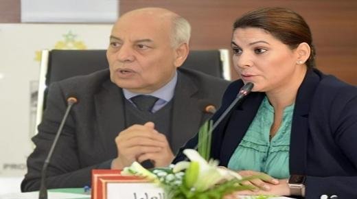 عامل إقليم تاوريرت يترأس اجتماعا لتدارس الإجراءات الواجب القيام بها لتقديم المساعدة التقنية و المعمارية لفائدة ساكنة العالم القروي