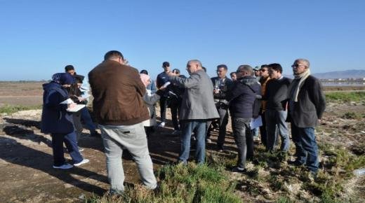 خرجة ميدانية لطلبة ماستر الجيوماتية و تدبير التراب قسم الجغرافيا امتدت من السعيدية إلى بحيرة مارتشيكا للوقوف على مخاطر السواحل