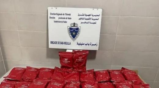إحباط عمليتين منفصلتين لتهريب مادة “المعسل”