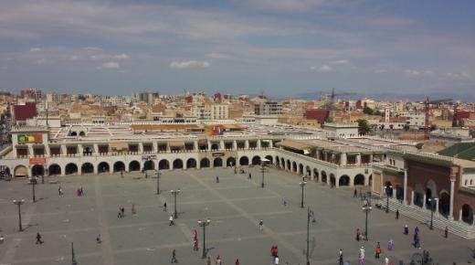 وجدة: إعادة تأهيل مختلف الأسواق للمساهمة في الدينامية التجارية و الاقتصادية للمدينة