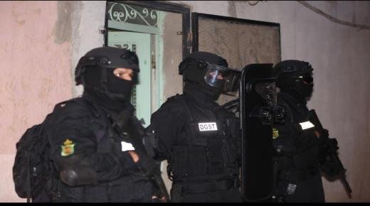 تفكيك خلية إرهابية موالية لما يسمى بتنظيم “الدولة الإسلامية”