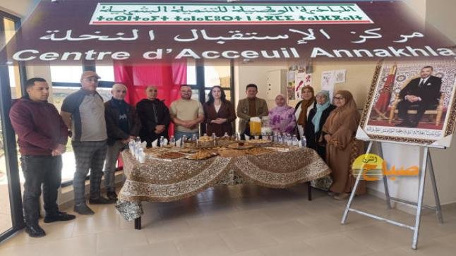 العيون سيدي ملوك توزيع دبلومات التخرج على المستفيدات من خدمات مركز الإستقبال النخلة