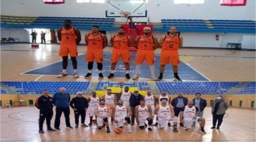 فريق نهضة بركان لكرة السلة يعود بفوز مهم على حساب إتحاد طنجة محققا الإنتصار الرابع علي التوالي